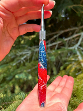 Load image into Gallery viewer, Crochet Handle &amp; Hook Set (Extra Long) - Flower and Feather Speciality Piece “Americana”

