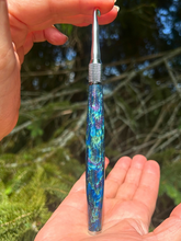 Load image into Gallery viewer, Crochet Handle &amp; Hook Set (Extra Long) - Nebula (Glitter filled)
