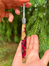 Load image into Gallery viewer, Crochet Handle &amp; Hook Set (Extra Long) - Redwood Speciality - Magenta
