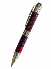 Load image into Gallery viewer, Dragon Pen - Fuschia Flyer Dragon Scale
