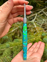 Load image into Gallery viewer, Crochet Handle &amp; Hook Set (Extra Long) - Turquoise Speciality Walnut Shells
