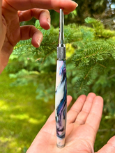 Load image into Gallery viewer, Crochet Handle &amp; Hook Set (Extra Long) - Oil on Water
