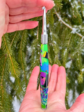 Load image into Gallery viewer, Crochet Handle &amp; Hook Set (Extra Long) - Frog Prince Mosaic Explosion
