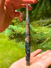 Load image into Gallery viewer, Crochet Handle &amp; Hook Set (Extra Long) - Maple Burl Speciality
