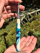 Load image into Gallery viewer, Crochet Handle &amp; Hook Set (Extra Long) - She Sells Seashells
