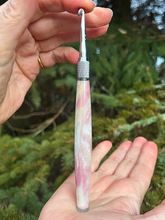 Load image into Gallery viewer, Crochet Handle &amp; Hook Set (Extra Long) - Pearly Pink Opal
