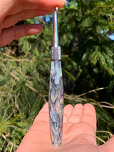 Load image into Gallery viewer, Crochet Handle &amp; Hook Set - Tiffany Glass (Short for pencil grippers)
