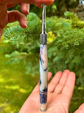 Load image into Gallery viewer, Crochet Handle &amp; Hook Set (Extra Long) - Oil on Water
