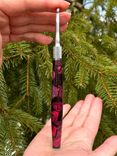 Load image into Gallery viewer, Crochet Handle &amp; Hook Set (Extra Long) - Crimson Magma Mosaic Exposion
