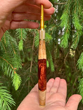 Load image into Gallery viewer, Crochet Handle &amp; Hook Set (Extra Long) - Copper Rose
