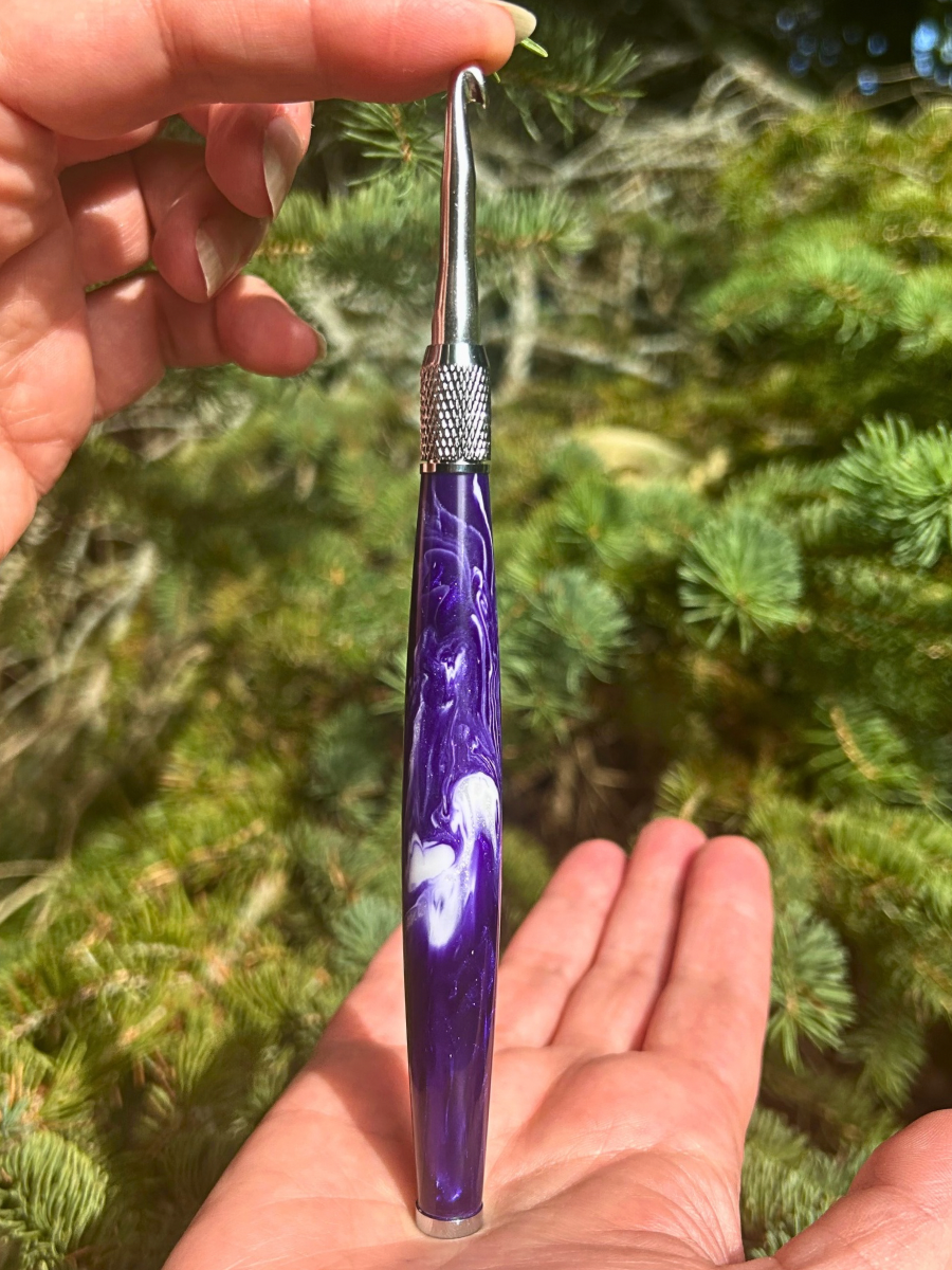 Crochet Handle & Hook Set (Extra Long) - White Diamond Amethyst