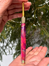 Load image into Gallery viewer, Crochet Handle &amp; Hook Set (Extra Long) - Pink Orange Pulse
