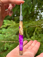 Load image into Gallery viewer, Crochet Handle &amp; Hook Set (Extra Long) - Electric Purple
