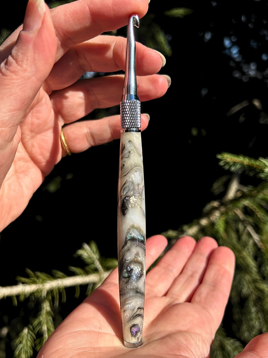 Crochet Handle & Hook Set (Extra Long) - Abalone Shimmer