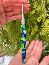 Load image into Gallery viewer, Crochet Handle &amp; Hook Set (Extra Long) - Alien Orbit Mosaic Explosion
