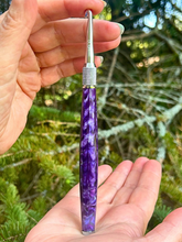 Load image into Gallery viewer, Crochet Handle &amp; Hook Set (Extra Long) - Sangria

