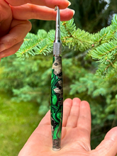 Load image into Gallery viewer, Crochet Handle &amp; Hook Set (Extra Long) - Phantom Grove
